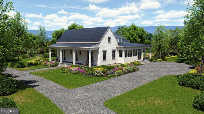 Backyard, Exterior, Facade, Farmhouse
