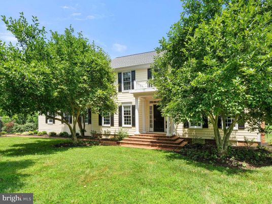 Backyard, Exterior, Facade, Georgian