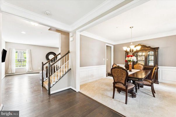 Chandelier, Dining room, Interior, Recessed Lighting, Wood Texture Flooring
