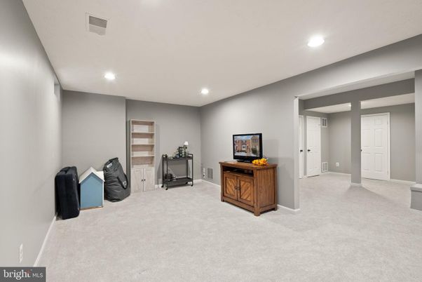 Fitness Equipment, Interior, Recessed Lighting