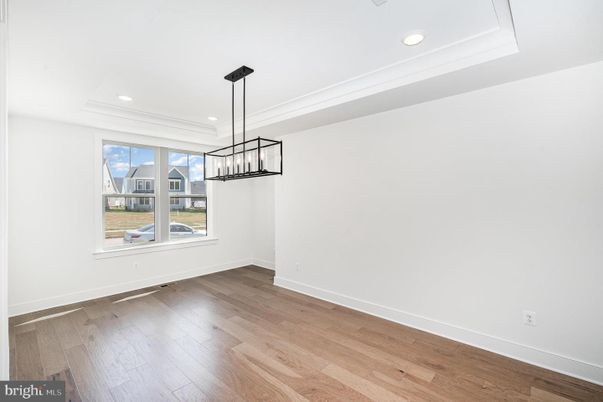 Empty room, Interior, Pendant Lights, Recessed Lighting, Wood Texture Flooring