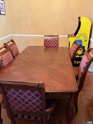 Dining room, Interior, Wood Texture Flooring
