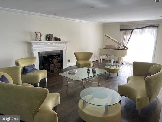 Fireplace, Interior, Living room, Piano, Recessed Lighting, Wood Texture Flooring