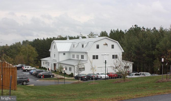 Exterior, Facade, Farmhouse
