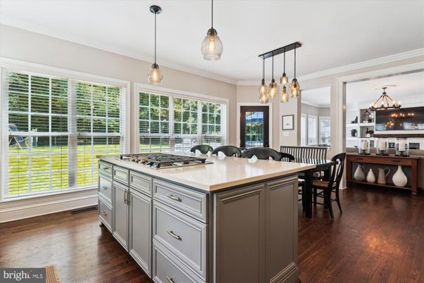 Dining room, Interior, Kitchen, Pendant Lights, Wood Texture Flooring