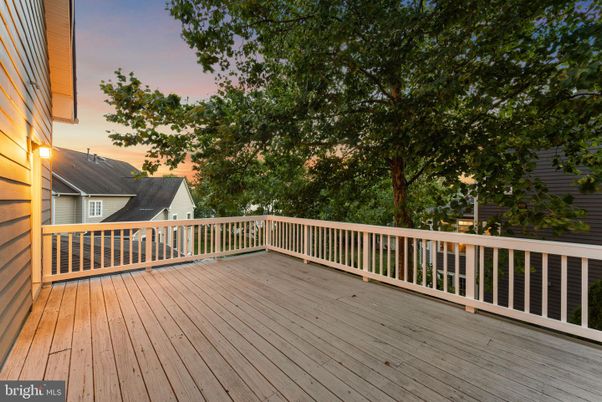 Exterior, Wood Texture Flooring