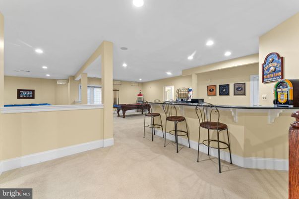 Billiard Table, Game Room, Interior, Recessed Lighting