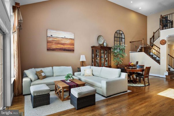 Dining room, Interior, Living room, Recessed Lighting, Wood Texture Flooring