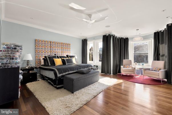 Bedroom, Interior, Pendant Lights, Wood Texture Flooring