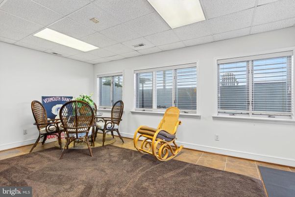 Dining room, Interior, Recessed Lighting