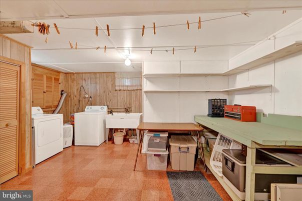 Interior, Washer