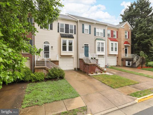 Attached, Exterior, Facade, Brick Facade, Rowhouse