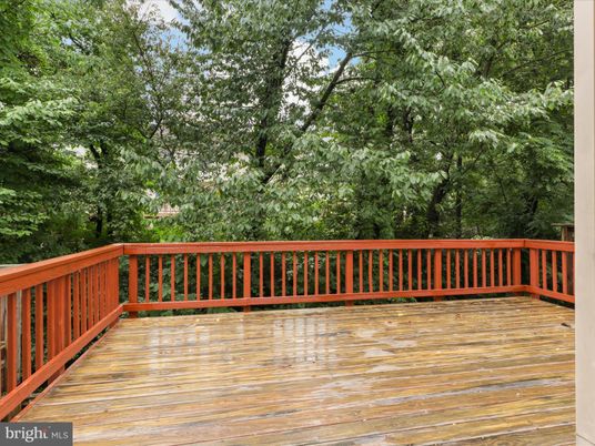 Exterior, Wood Texture Flooring