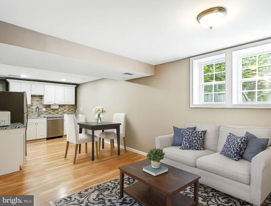 Dining room, Interior, Kitchen, Living room, Recessed Lighting, Wood Texture Flooring