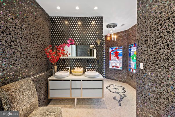 Bathroom, Interior, Pendant Lights, Recessed Lighting