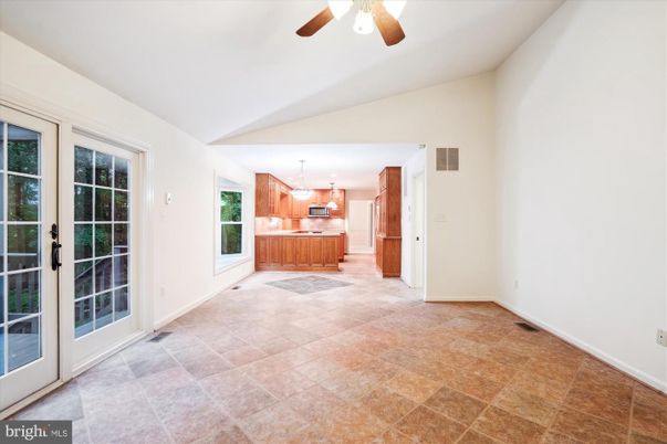 Empty room, Interior, Kitchen, Pendant Lights