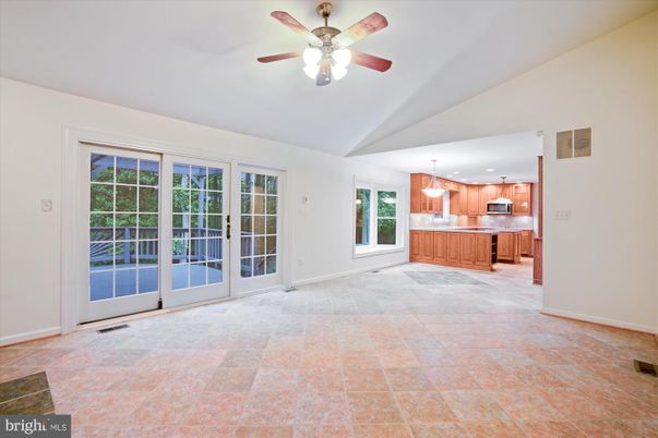 Empty room, Interior, Kitchen, Pendant Lights