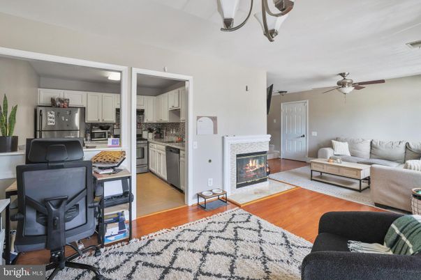 Fireplace, Interior, Kitchen, Living room, Wood Texture Flooring