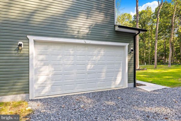 Detached Garage, Exterior