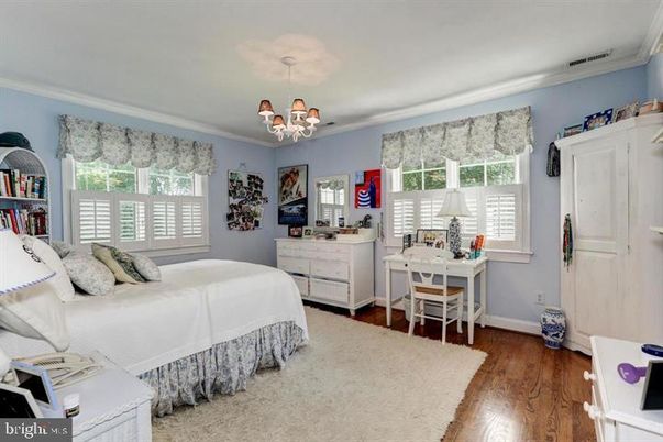 Bedroom, Chandelier, Home Office, Interior, Wood Texture Flooring