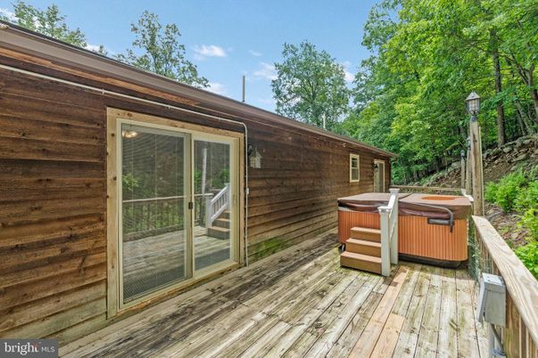 Exterior, Hot Tub