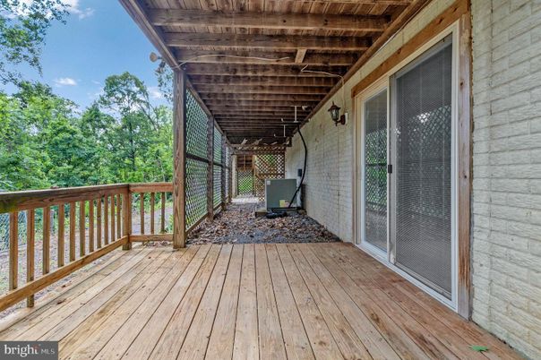Exterior, Wood Texture Flooring
