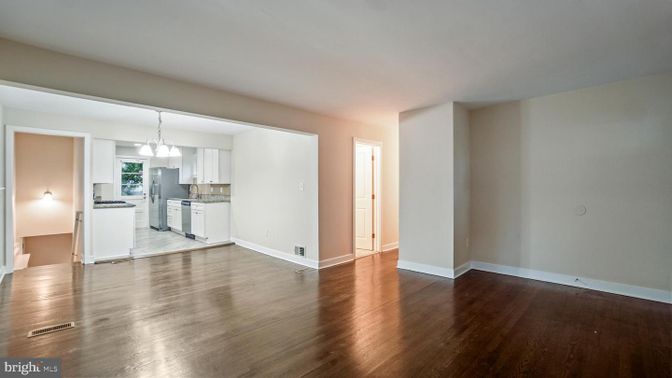 Empty room, Interior, Kitchen, Pendant Lights, Wood Texture Flooring