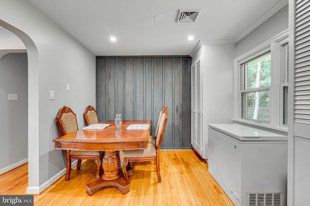 Dining room, Interior, Recessed Lighting, Wood Texture Flooring