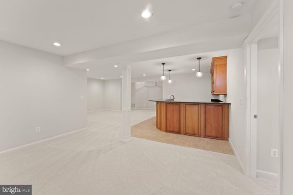 Empty room, Interior, Kitchen, Pendant Lights, Recessed Lighting