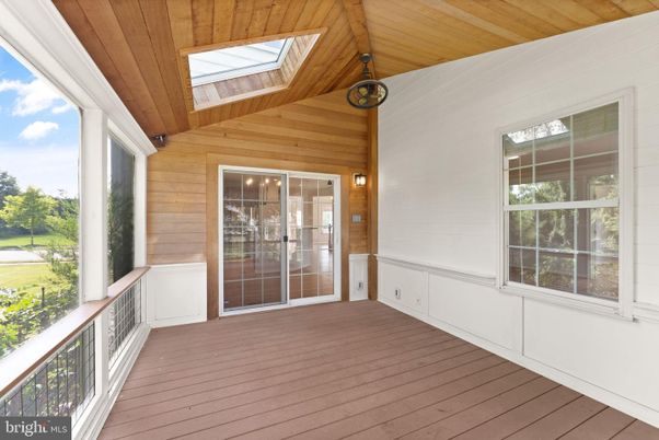 Exterior, Wooden Ceilings, Wood Texture Flooring