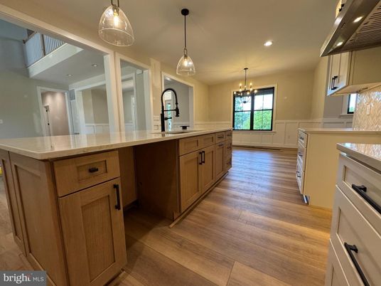 Interior, Kitchen, Pendant Lights, Recessed Lighting, Wood Texture Flooring
