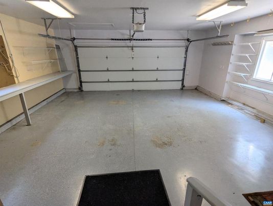 Garage, Interior