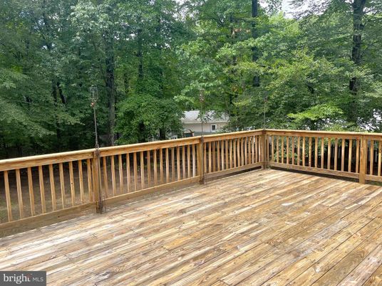 Exterior, Wood Texture Flooring