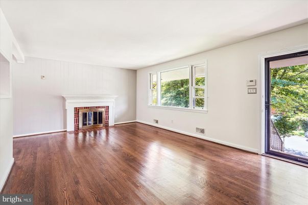 Empty room, Fireplace, Interior, Wood Texture Flooring