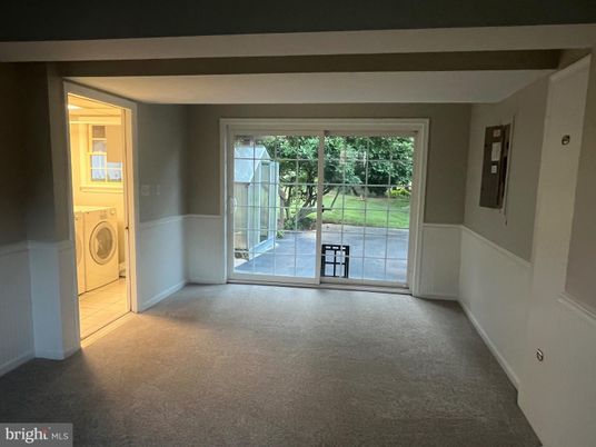 Empty room, Interior, Utility Closets, Washer