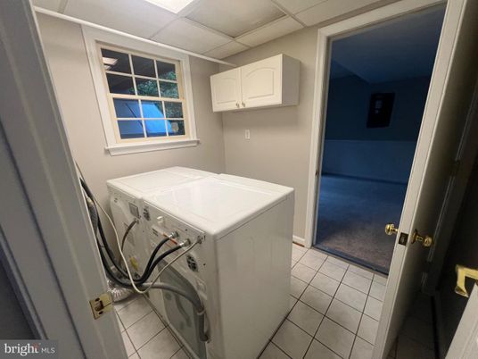 Interior, Washer