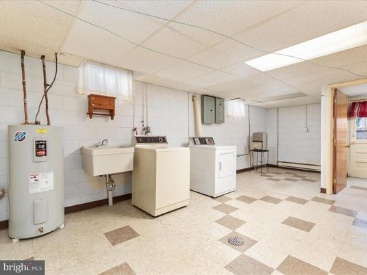 Interior, Washer