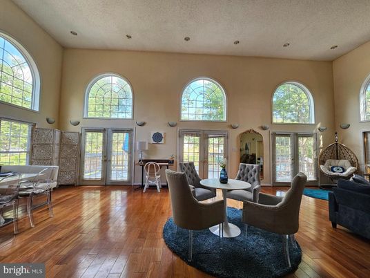 Dining room, Interior, Living room, Recessed Lighting, Wood Texture Flooring