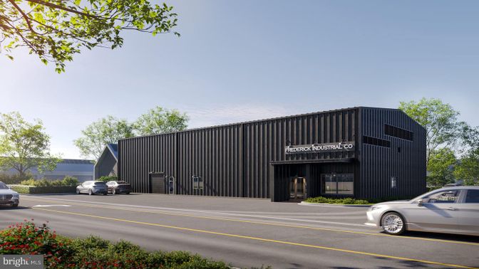 Exterior, Facade, None