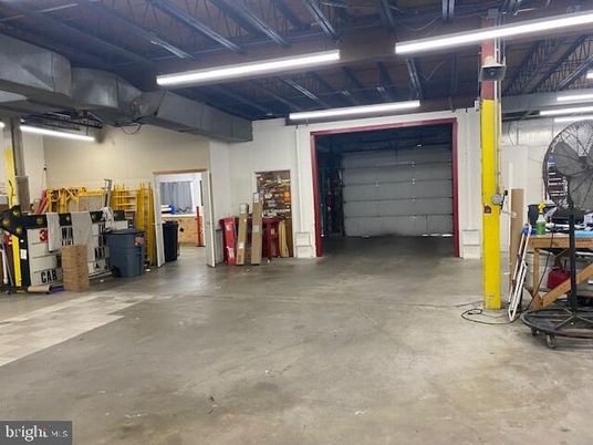 Garage, Interior