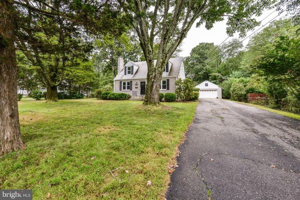 Backyard, Detached Garage, Exterior