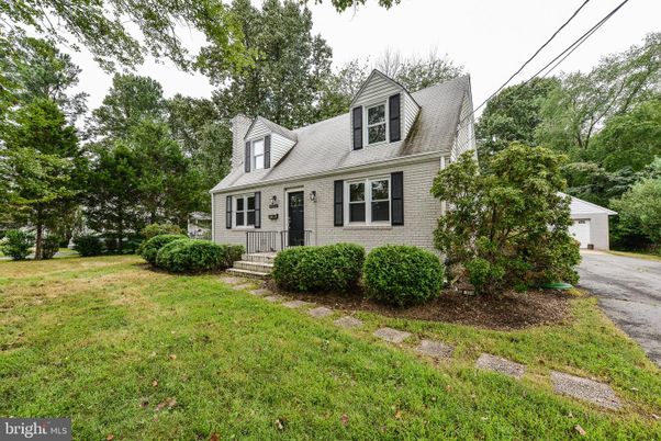 Detached Garage, Exterior, Facade, Cape Cod