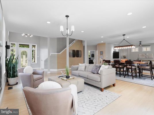Dining room, Interior, Living room, Pendant Lights, Recessed Lighting, Wood Texture Flooring