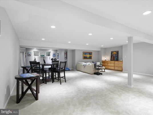 Dining room, Interior, Living room, Recessed Lighting
