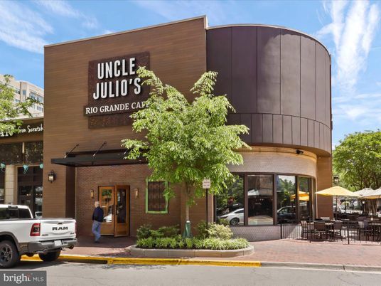 Exterior, Facade, Brick Facade, Modern
