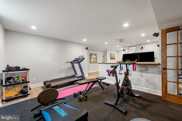 Fitness Equipment, Interior, Recessed Lighting