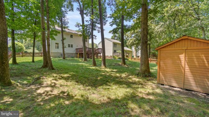 Backyard, Exterior, Hot Tub