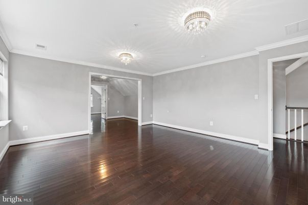 Chandelier, Empty room, Interior, Wood Texture Flooring