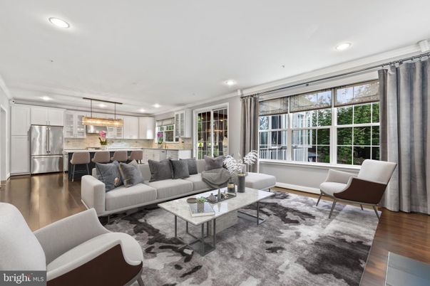 Interior, Kitchen, Living room, Pendant Lights, Recessed Lighting, Stainless Steel Appliances, Wood Texture Flooring