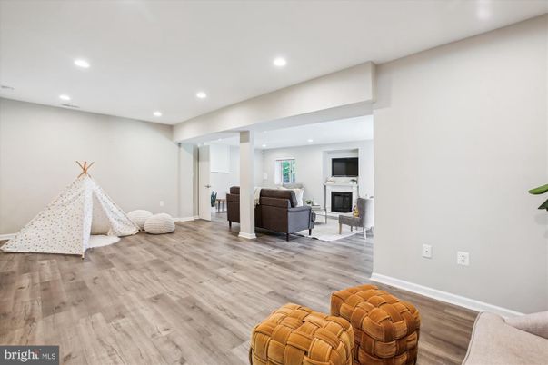 Fireplace, Interior, Living room, Recessed Lighting, Wood Texture Flooring